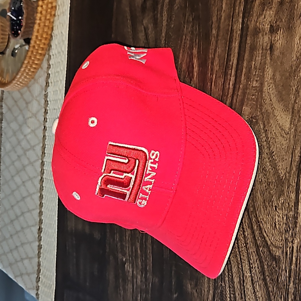 NY Giants caps